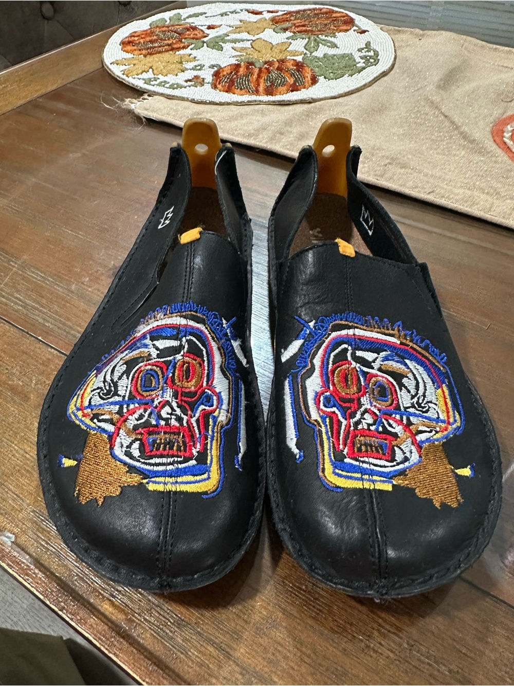 Vivobarefoot Ababa Jean-Michel Basquiat Flats 40 Africa Limited Edition  US 9 w